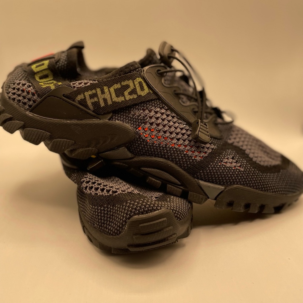 NWT- Men’s Water Shoes